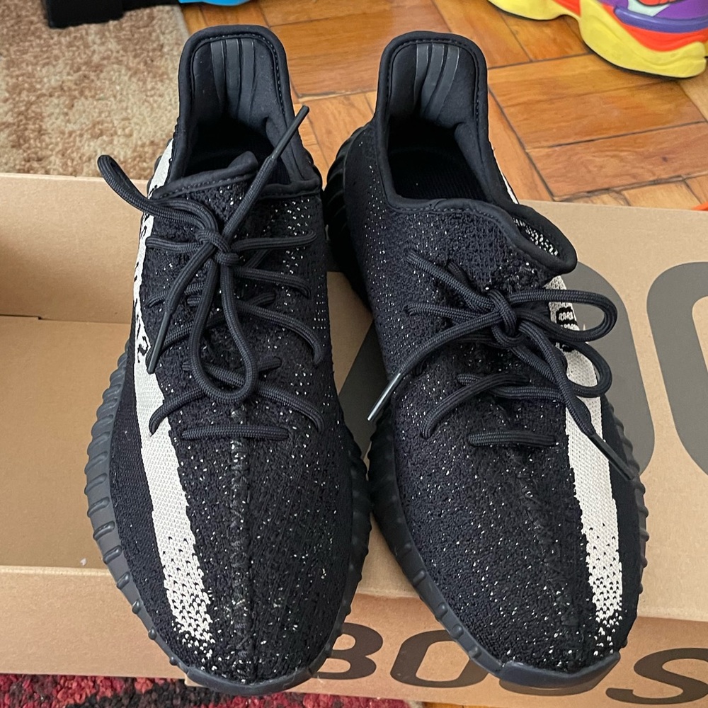 Adidas Yeezy 350 Oreo size 12